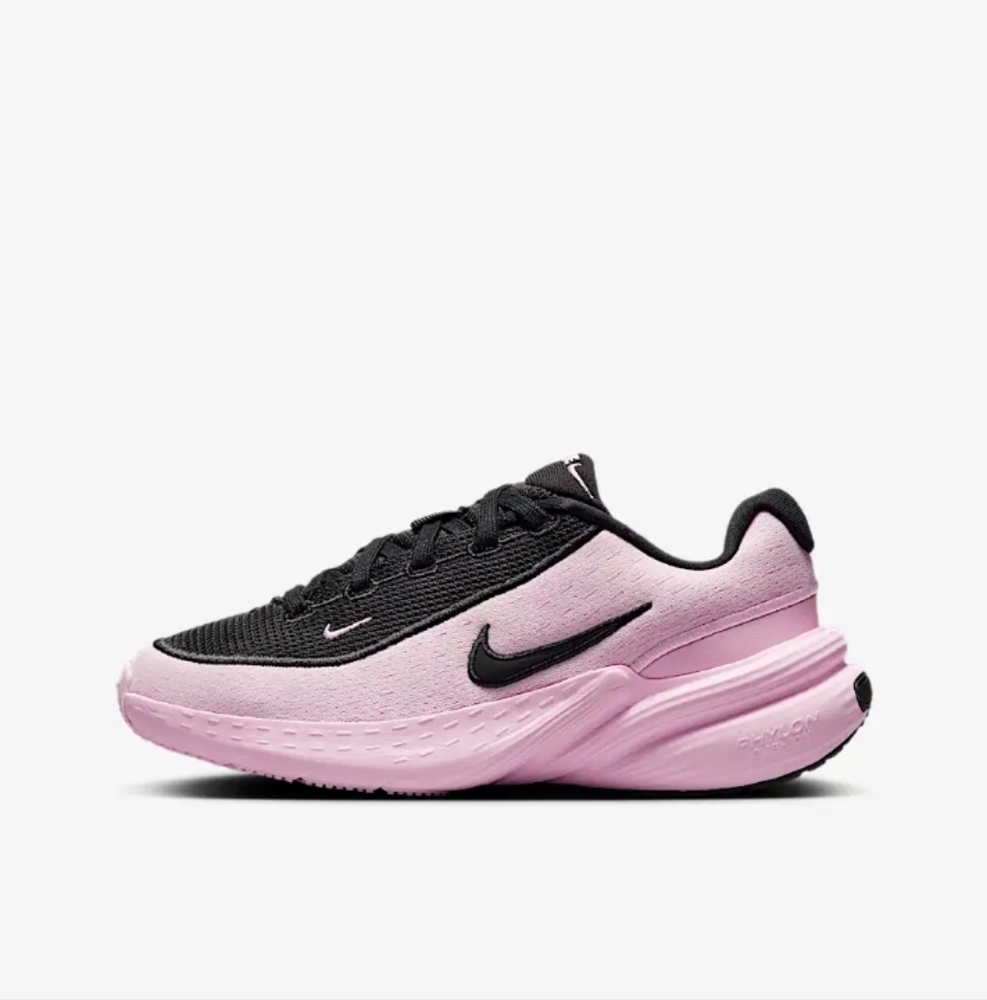 Nike Black and Pink Sneakers - Picture 3 of 3